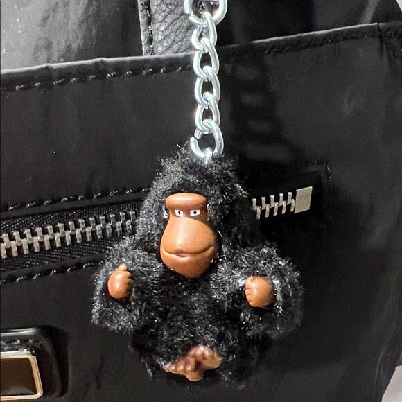 Kipling Women's Small Handbag with Monkey Keychain - Picture 2 of 15